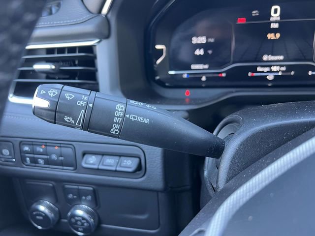 Used 2024 GMC Yukon Denali image 25