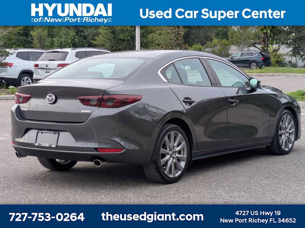 Used 2021 MAZDA MAZDA3 s FWD image 5
