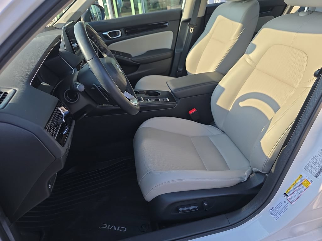 Used 2024 Honda Civic Touring image 11