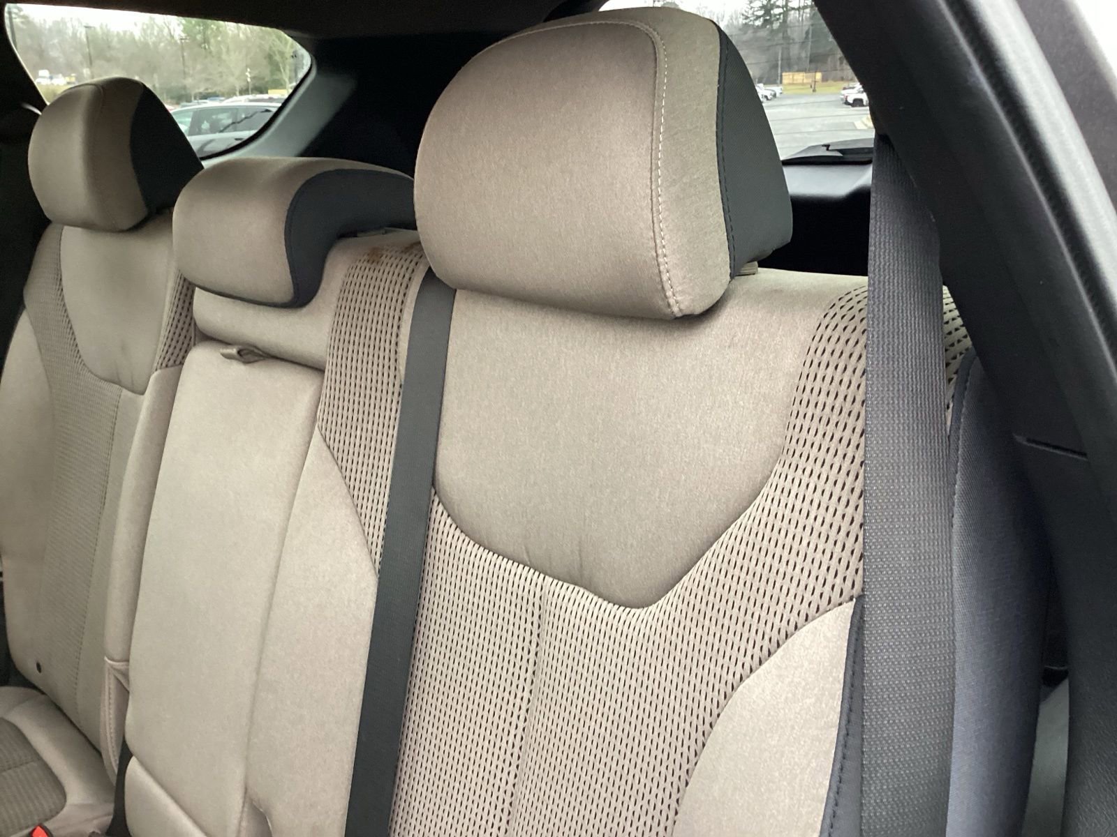 Used 2020 Hyundai Santa Fe SE image 13