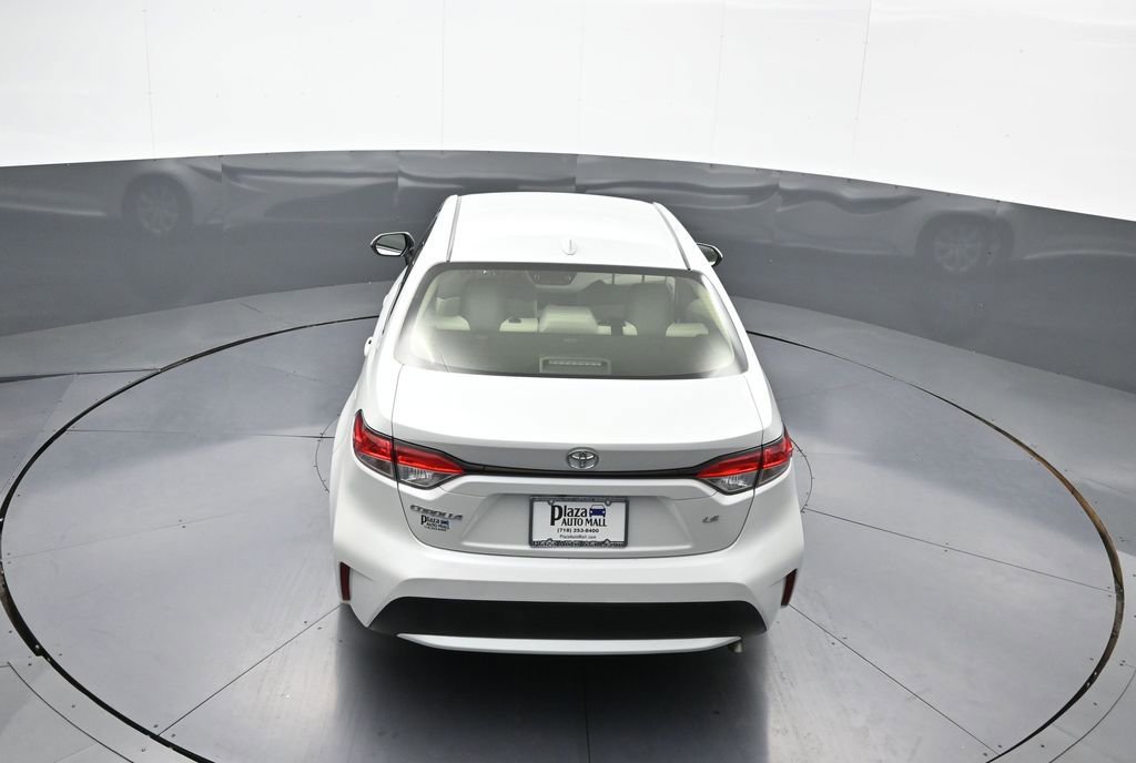 Certified 2022 Toyota Corolla LE FWD image 38