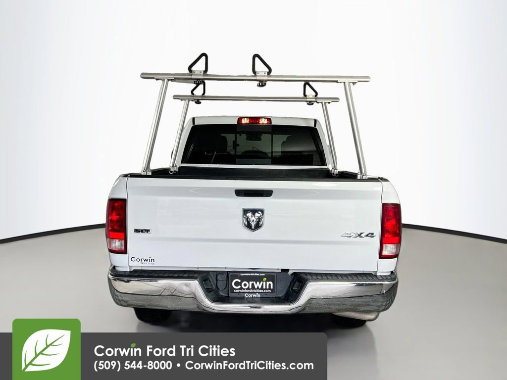 Used 2020 RAM 1500 Classic SLT image 13