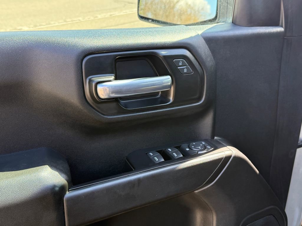 Certified 2020 Chevrolet Silverado 1500 Custom Trail Boss w/ Custom Convenience Package AWD/4WD image 16