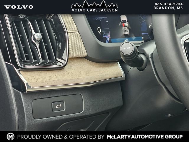 New 2026 Volvo XC90 B6 Plus w/ Protection Package Premier image 19
