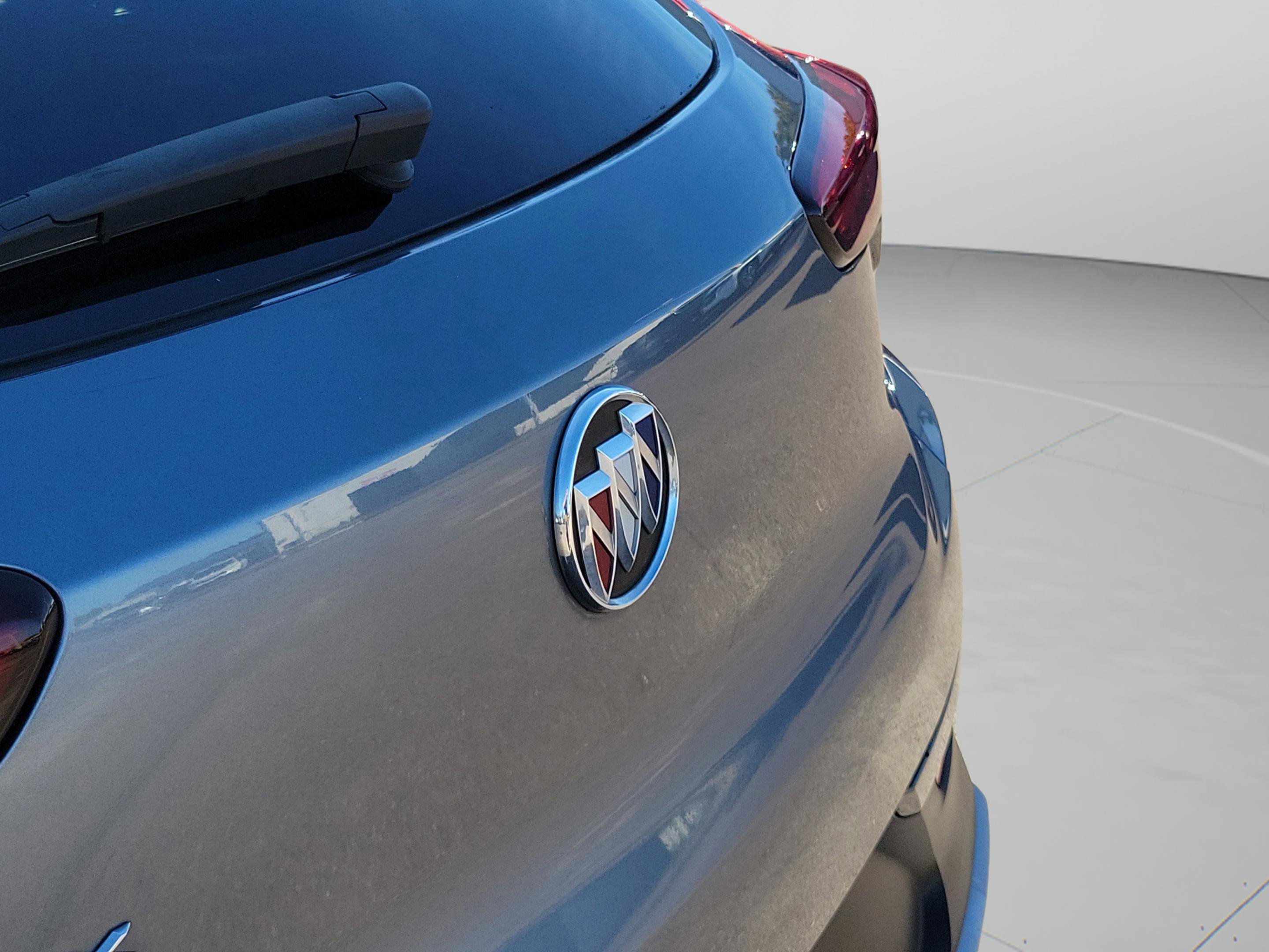 Used 2022 Buick Encore GX Select image 27