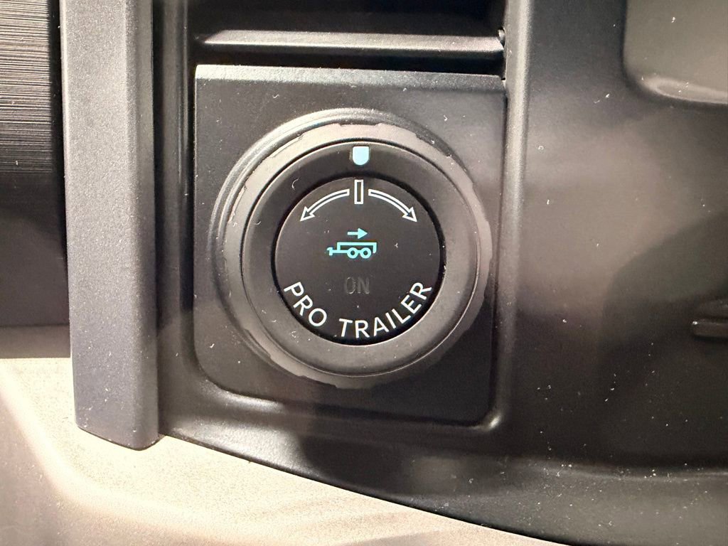 Used 2023 Ford F150 XLT w/ Trailer Tow Package image 35