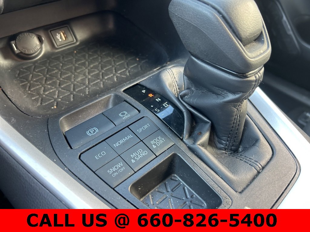 Used 2025 Toyota RAV4 XLE image 20