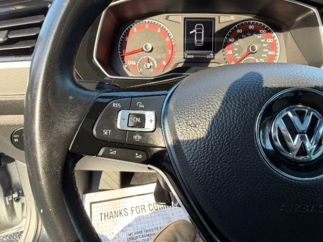 Used 2019 Volkswagen Jetta R-Line image 19
