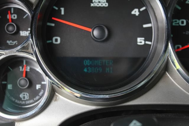 Used 2011 Chevrolet Silverado 3500 W/T AWD/4WD image 22