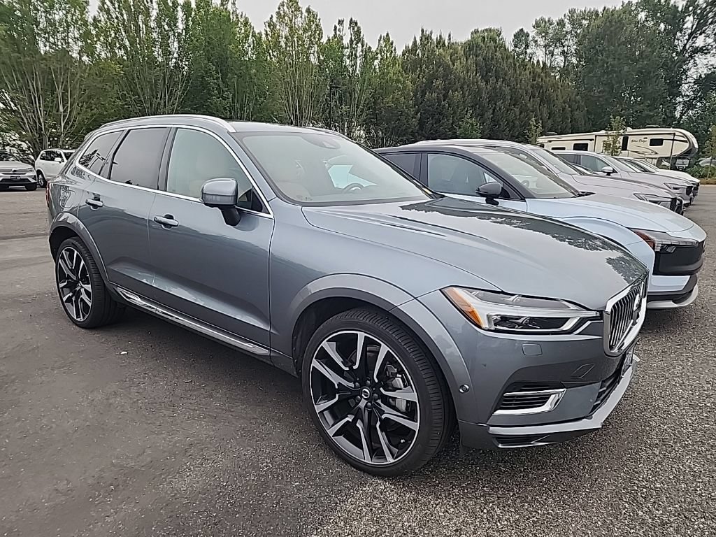 Used 2018 Volvo XC60 T8 Inscription w/ Advanced Package