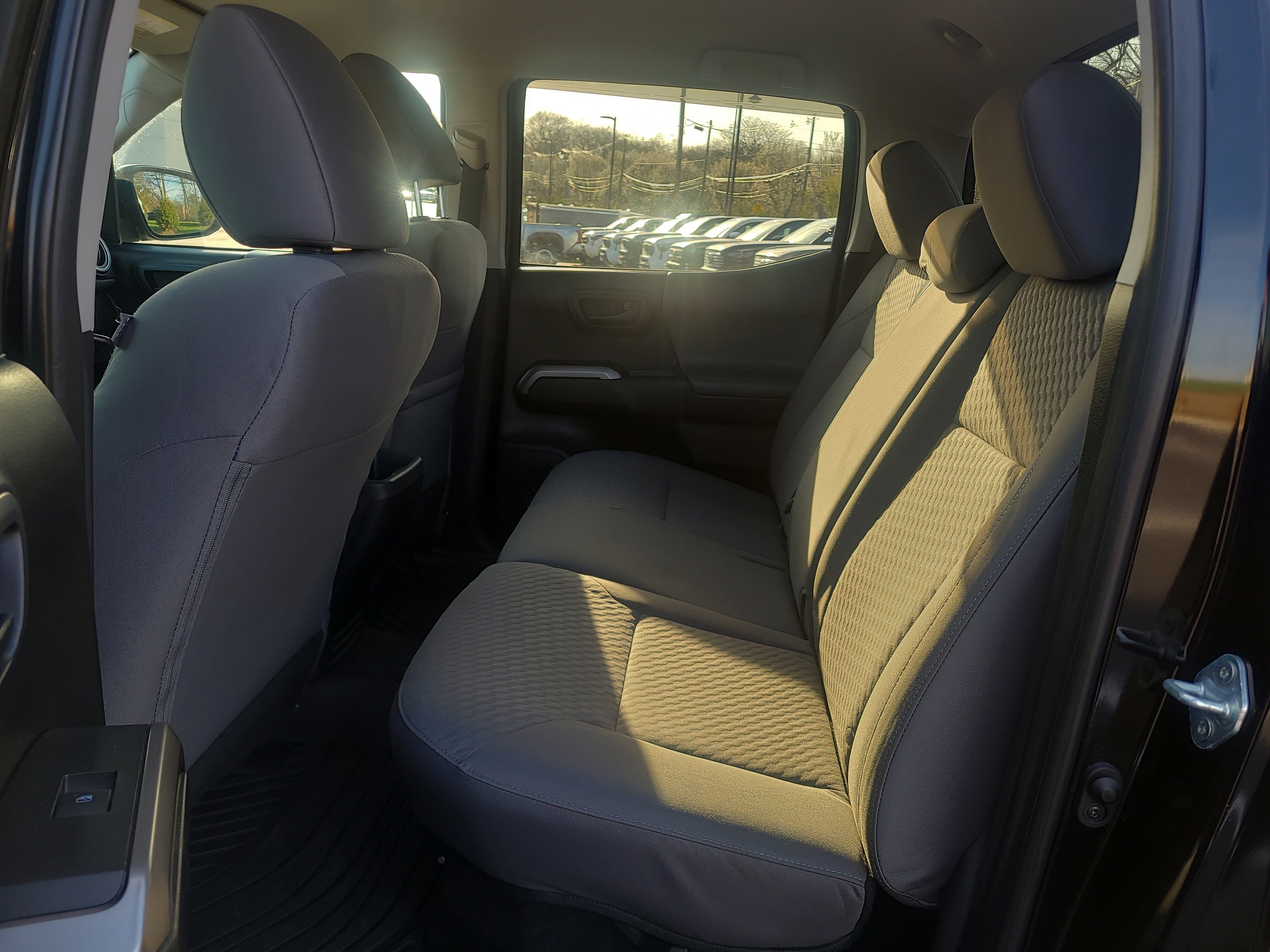 Certified 2021 Toyota Tacoma SR5 image 27