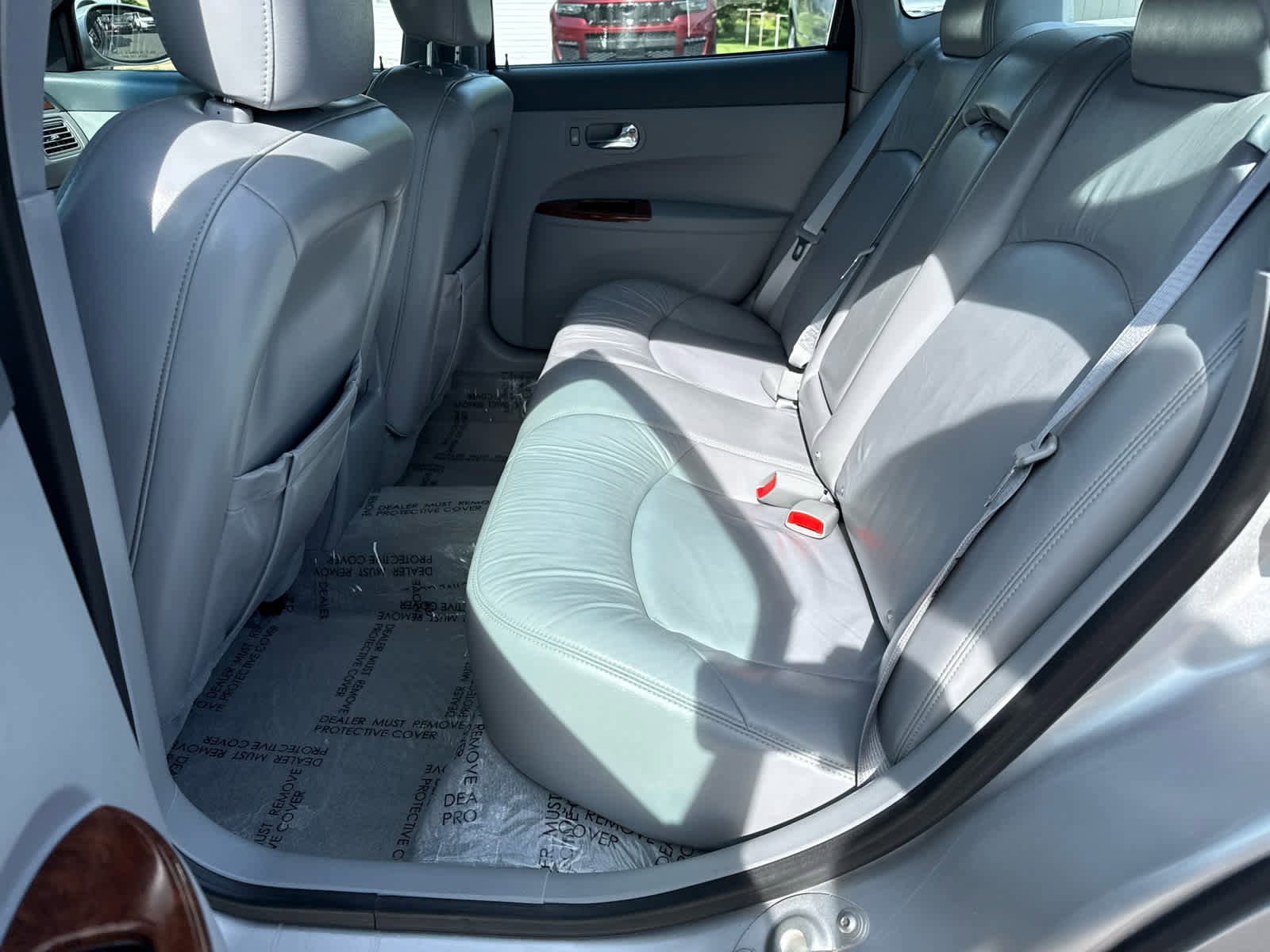 Used 2005 Buick LaCrosse CXL w/ Gold Convenience Package FWD image 13