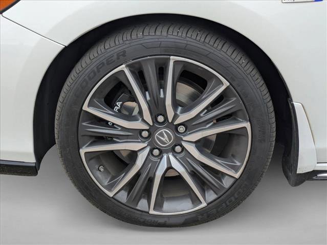 Used 2018 Acura RLX Sport Hybrid w/ Advance Pkg image 24