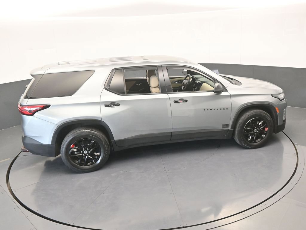 Used 2023 Chevrolet Traverse LS image 50
