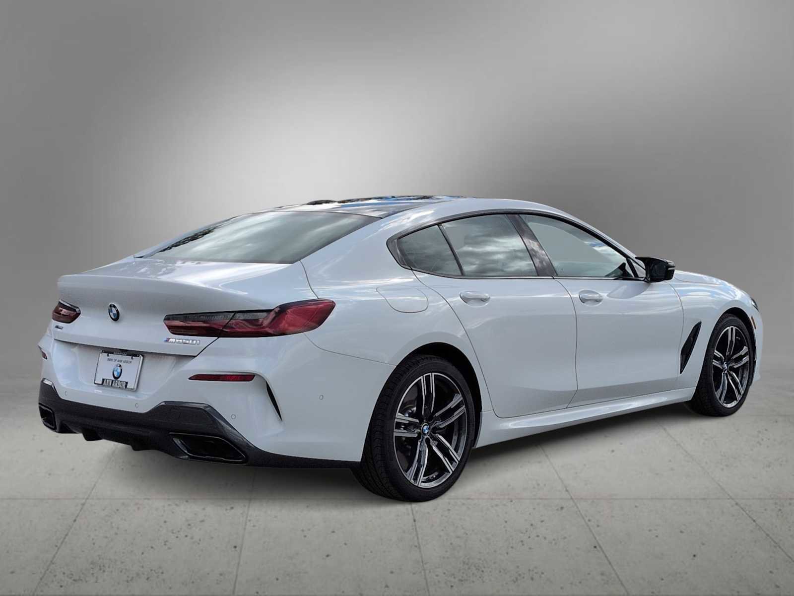 Used 2025 BMW M850i xDrive image 8