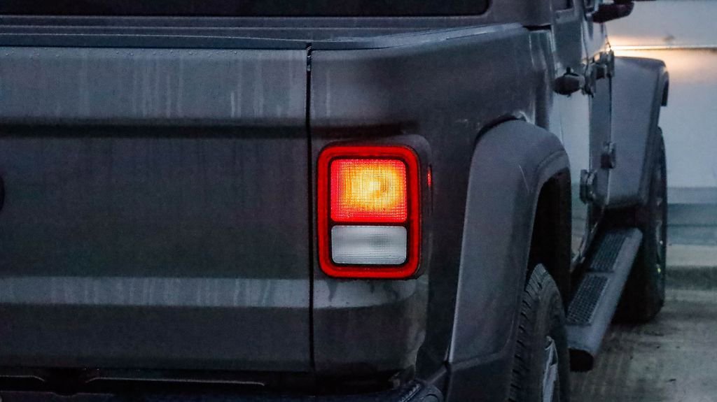 New 2026 Jeep Gladiator Sport image 10