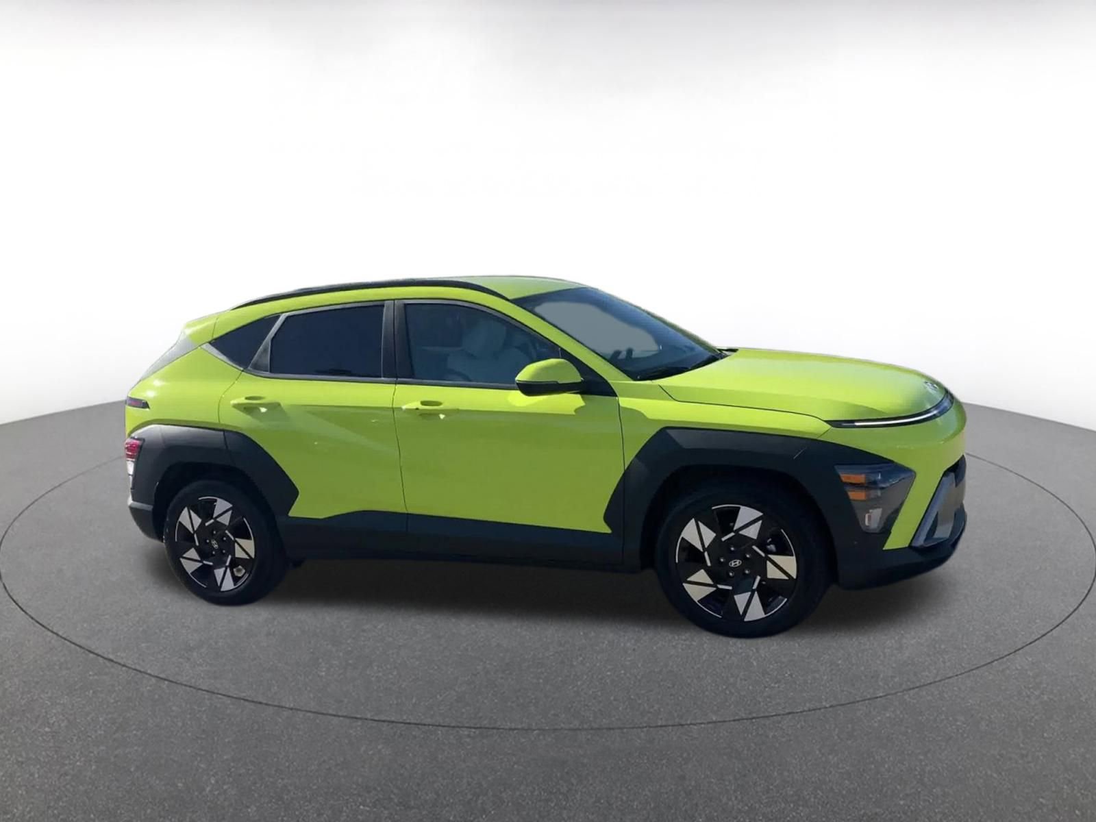 Used 2025 Hyundai Kona SEL video 2