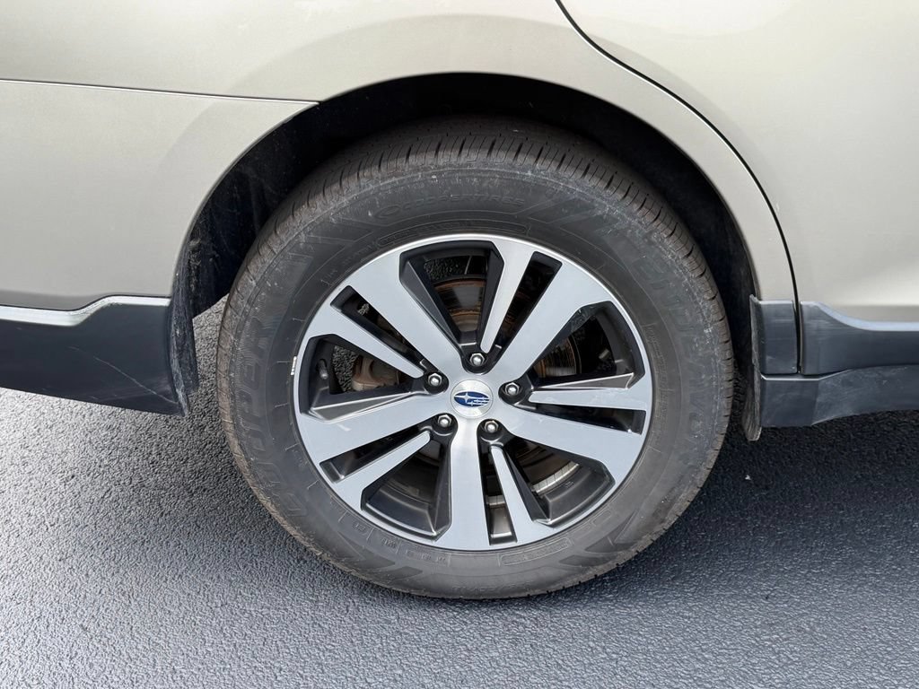 Used 2019 Subaru Outback 2.5i Limited AWD/4WD image 10