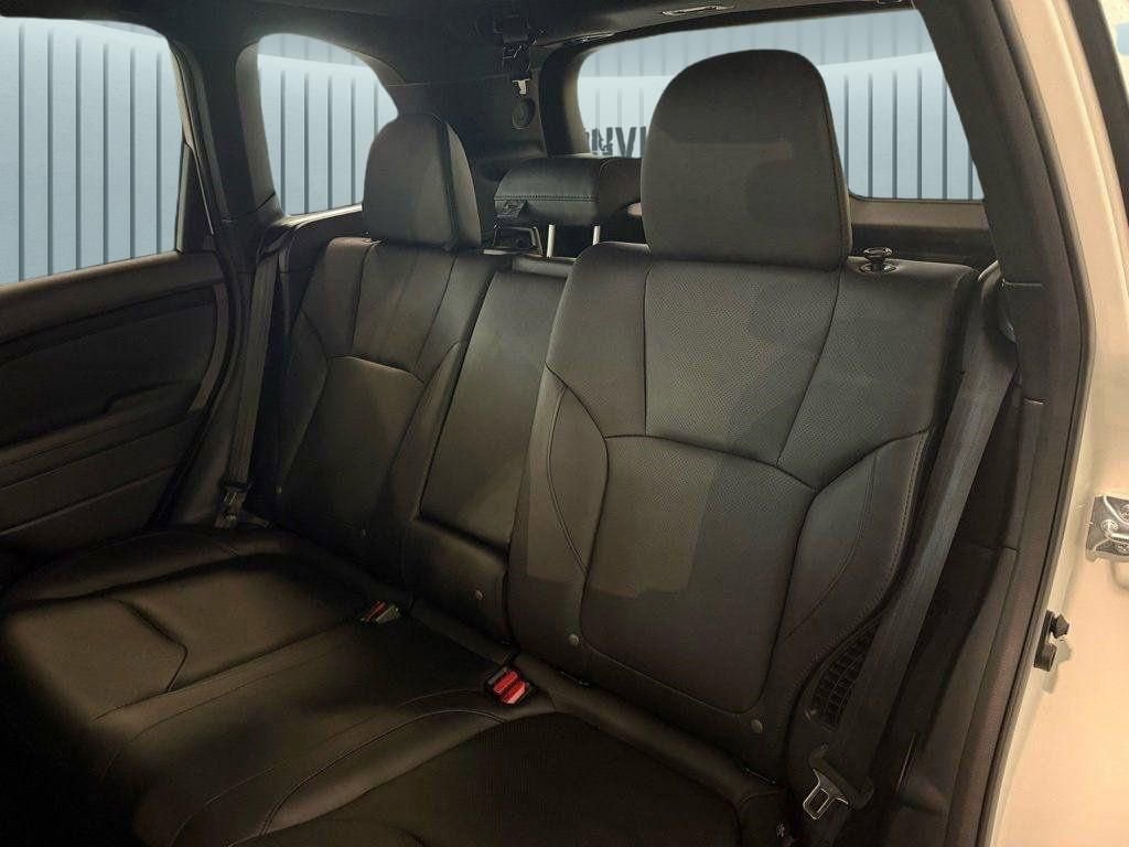 Used 2025 Subaru Forester Limited image 24