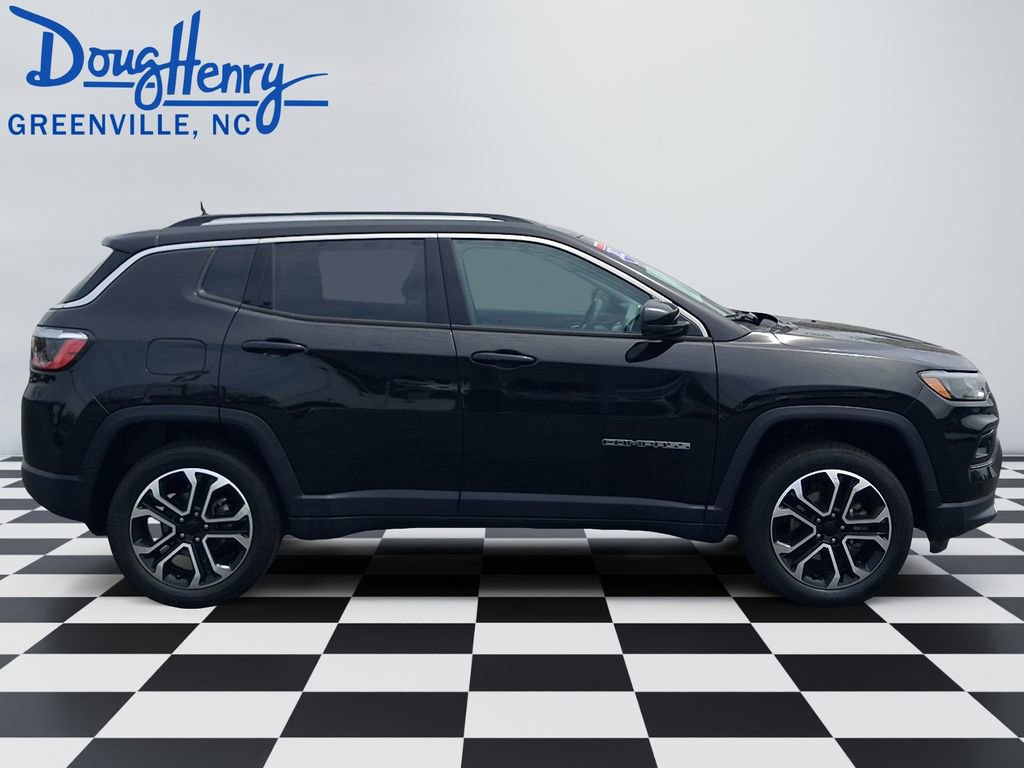 Used 2022 Jeep Compass Limited AWD/4WD image 6