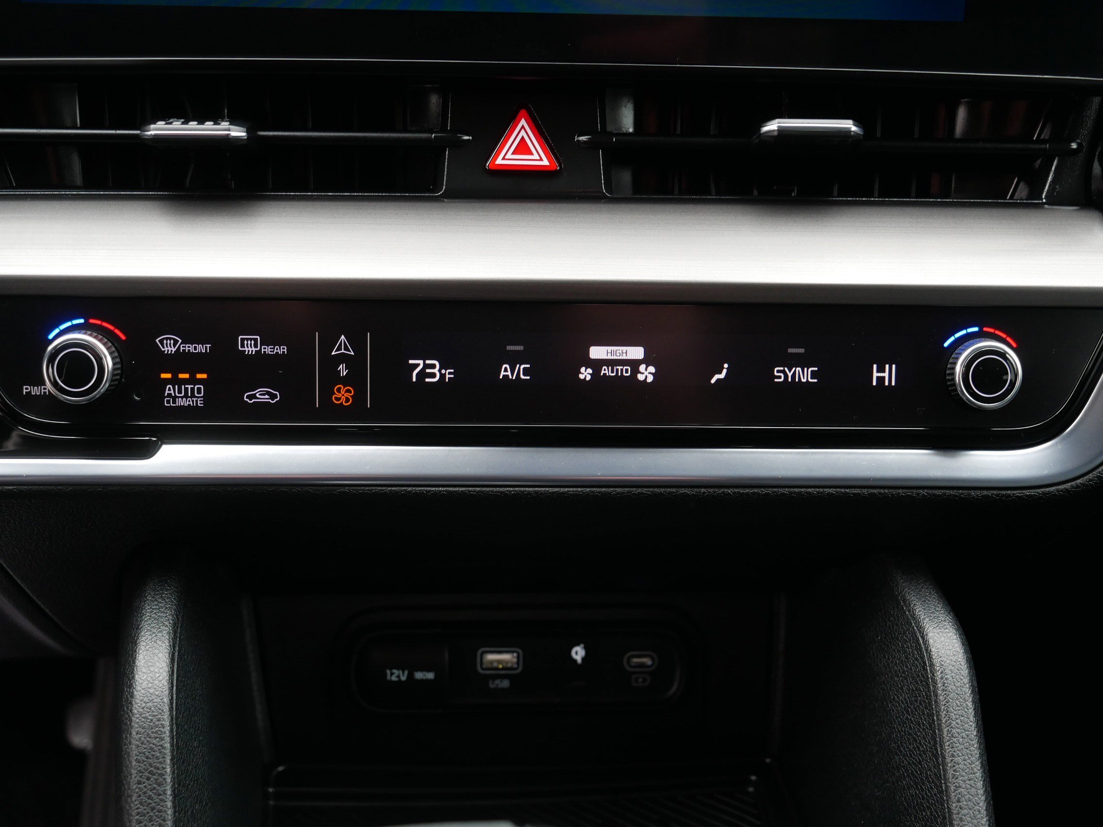 Certified 2024 Kia Sportage EX image 23