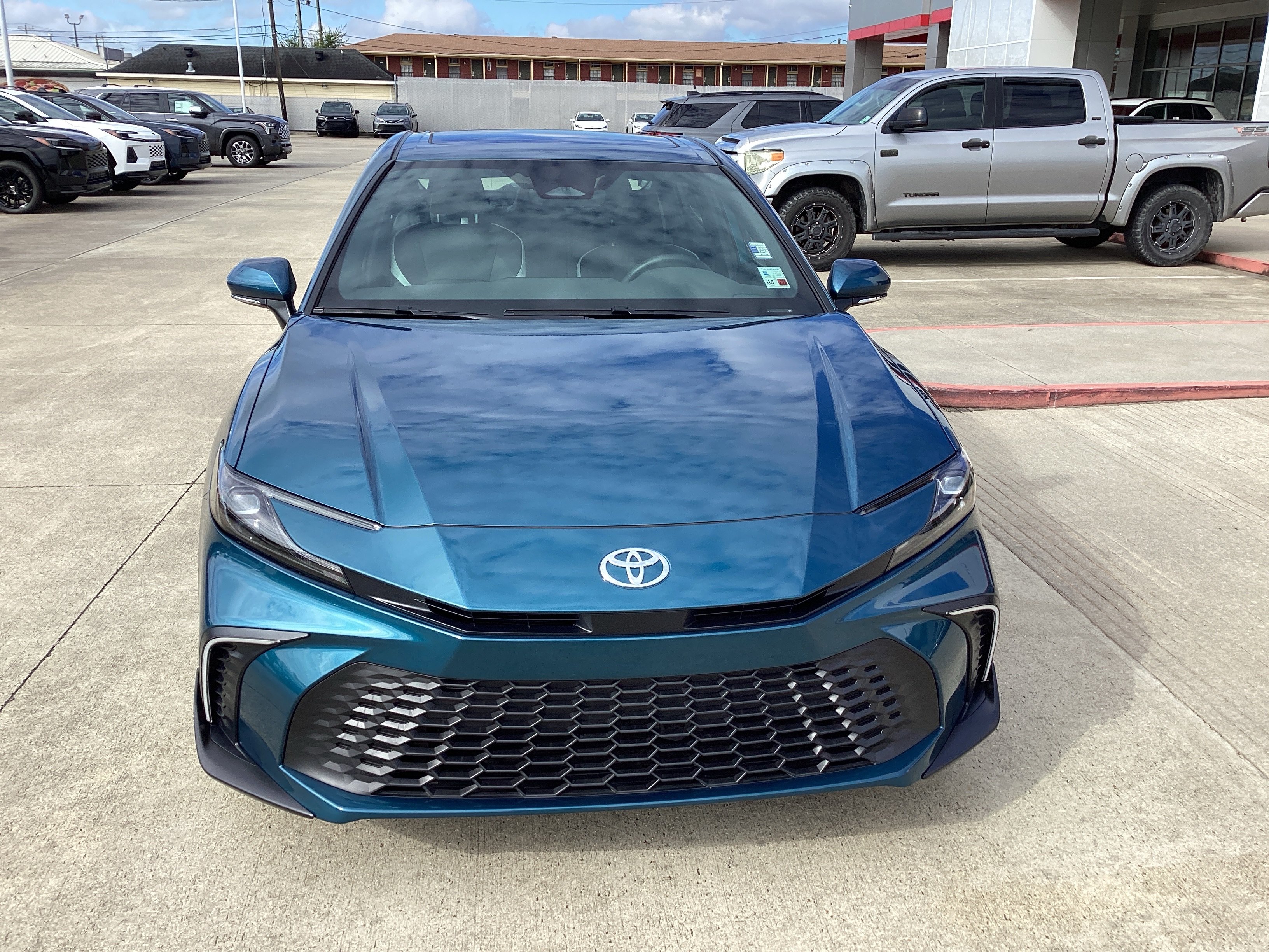 Used 2026 Toyota Camry SE w/ Multimedia Upgrade Package FWD image 2