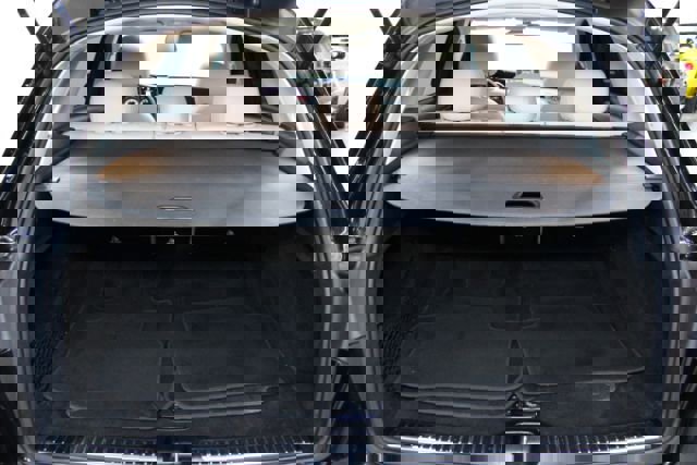 Used 2018 Mercedes-Benz GLC 300 Luxury w/ Multimedia Package image 21