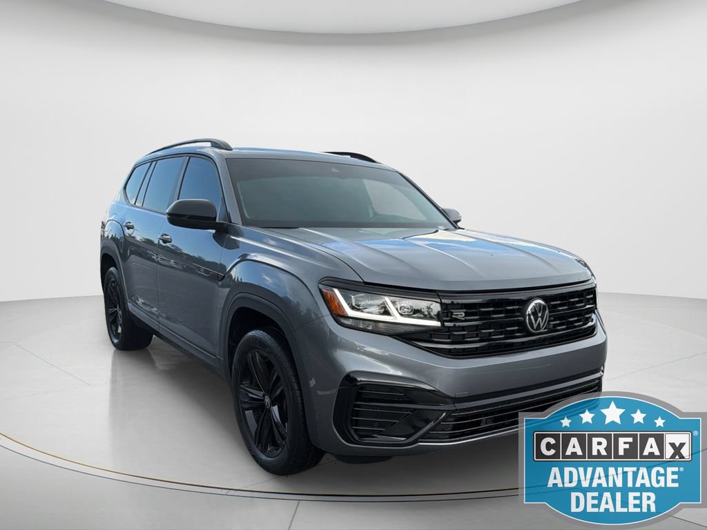 Certified 2023 Volkswagen Atlas SEL R-Line AWD/4WD image 4