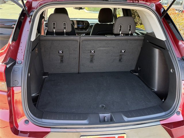 Used 2025 Chevrolet TrailBlazer LT w/ Driver Confidence Package image 22