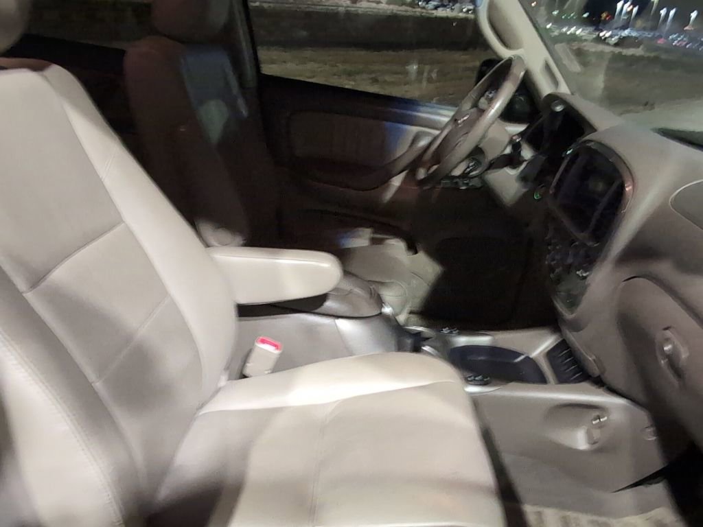 Used 2006 Toyota Sequoia Limited image 32