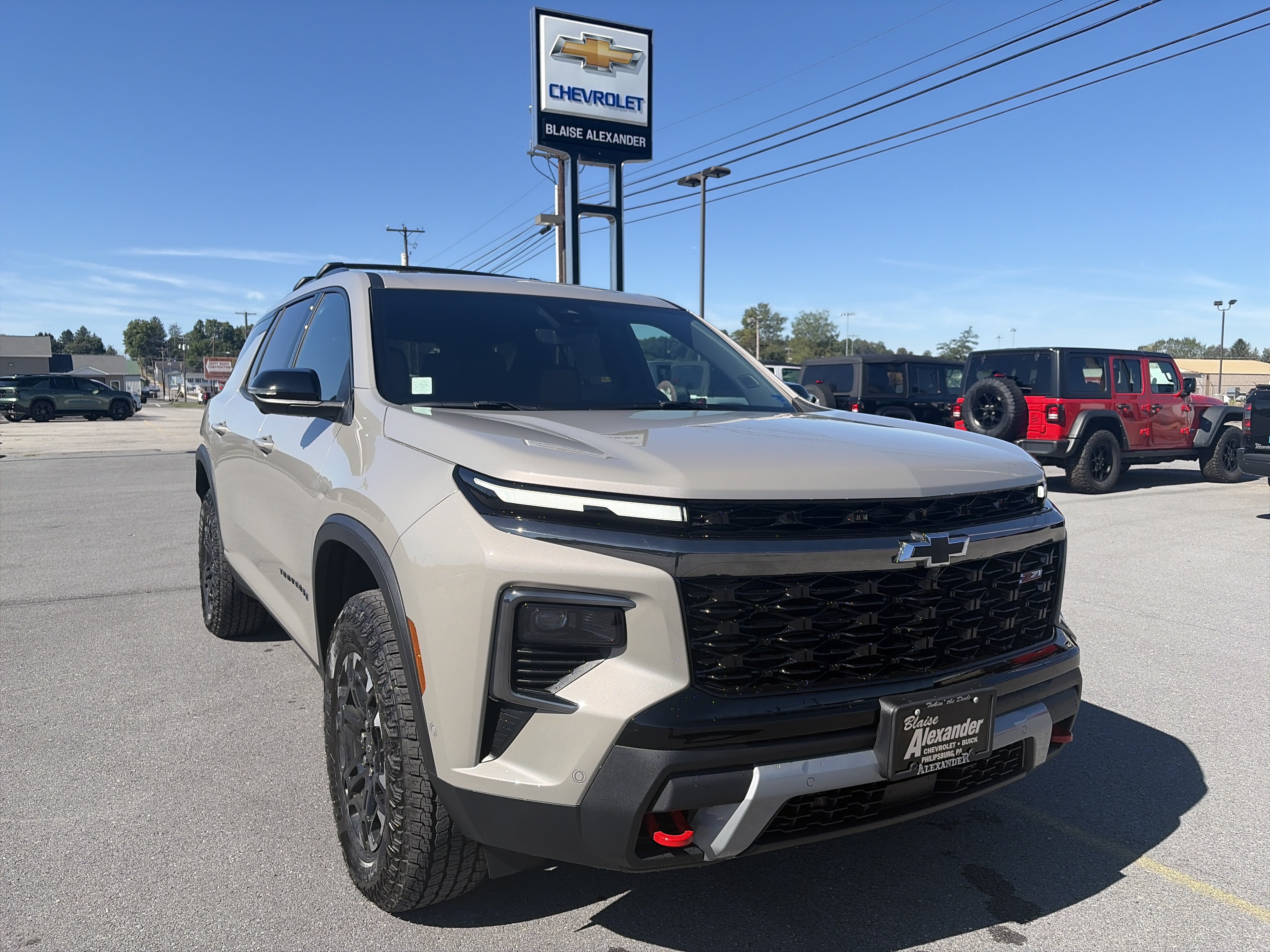 New 2027 Chevrolet Traverse Z71 w/ Enhanced Driving Package AWD/4WD image 1