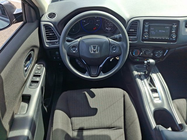 Used 2017 Honda HR-V LX image 11