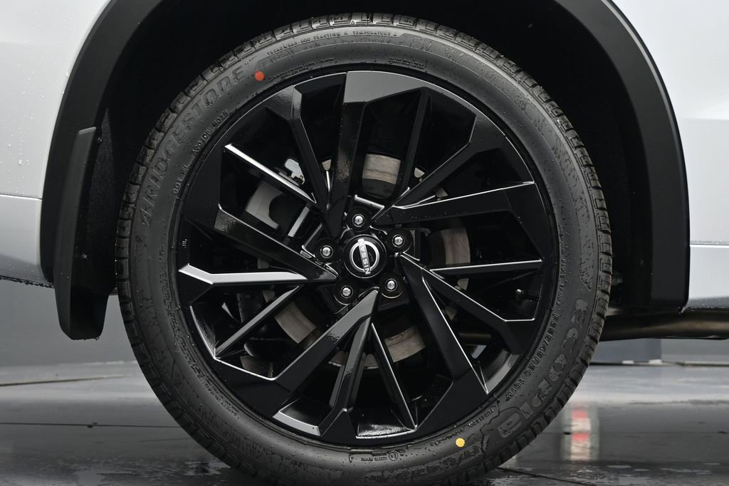 New 2026 Nissan Rogue Platinum AWD/4WD image 9