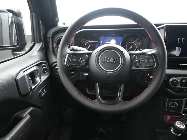 Used 2024 Jeep Wrangler Unlimited Rubicon w/ Technology Group AWD/4WD image 12