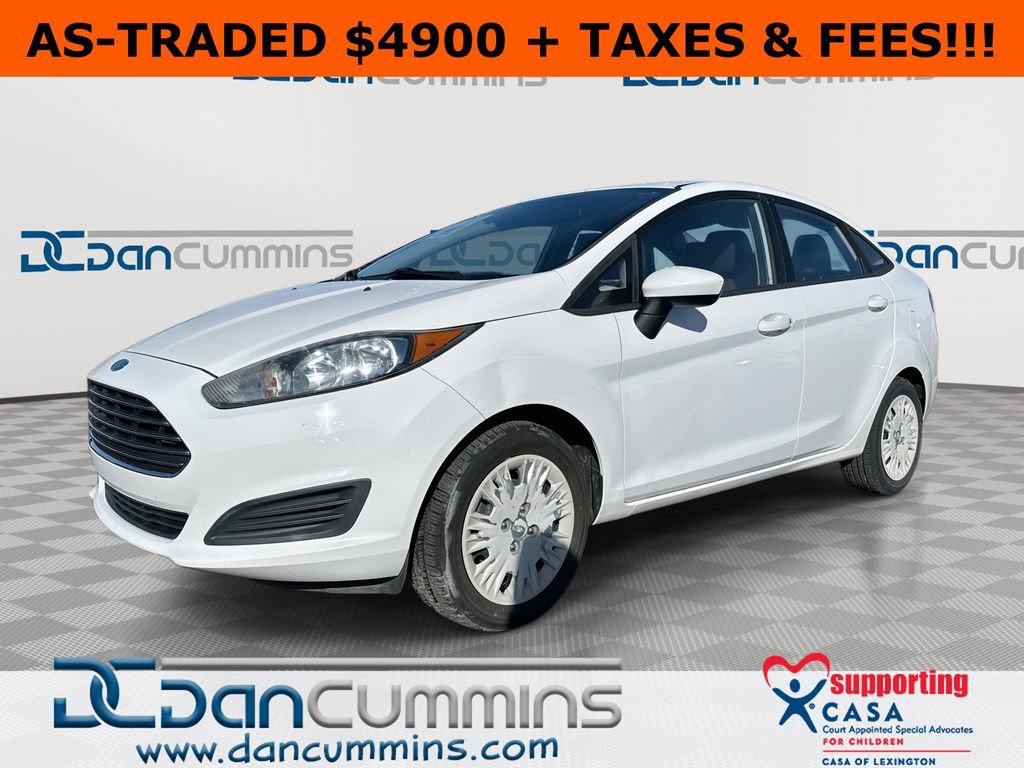 Used 2015 Ford Fiesta S FWD image 1