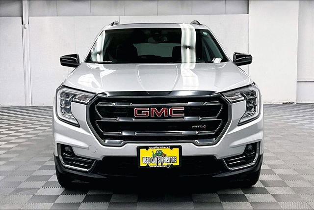 Used 2022 GMC Terrain AT4 w/ LPO, Roadside Safety Package AWD/4WD image 4