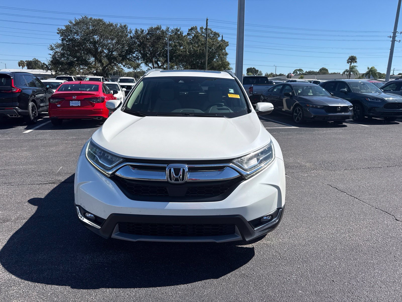 Used 2018 Honda CR-V Touring image 2