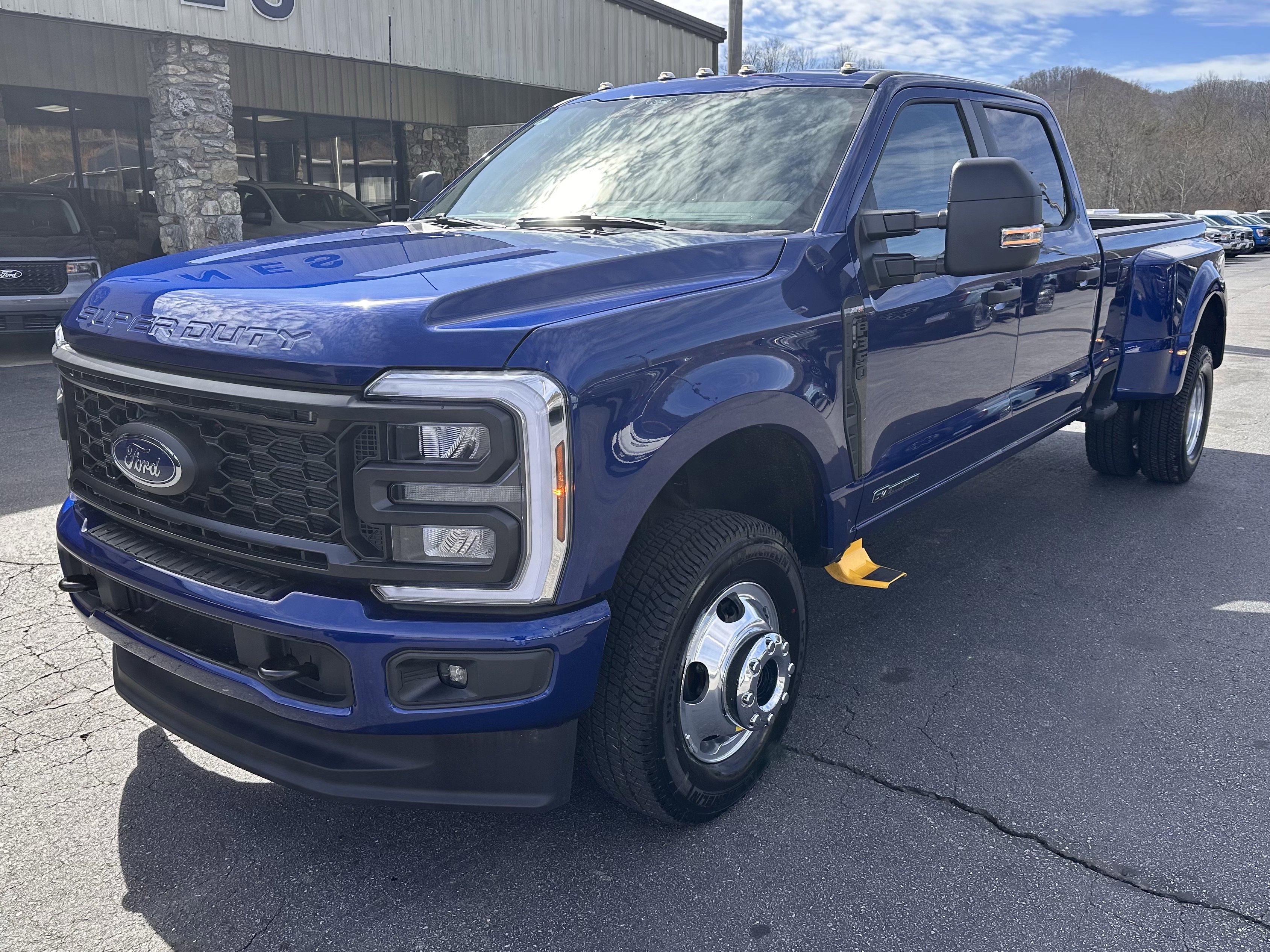 Used 2026 Ford F350 XL w/ STX Appearance Package AWD/4WD image 2