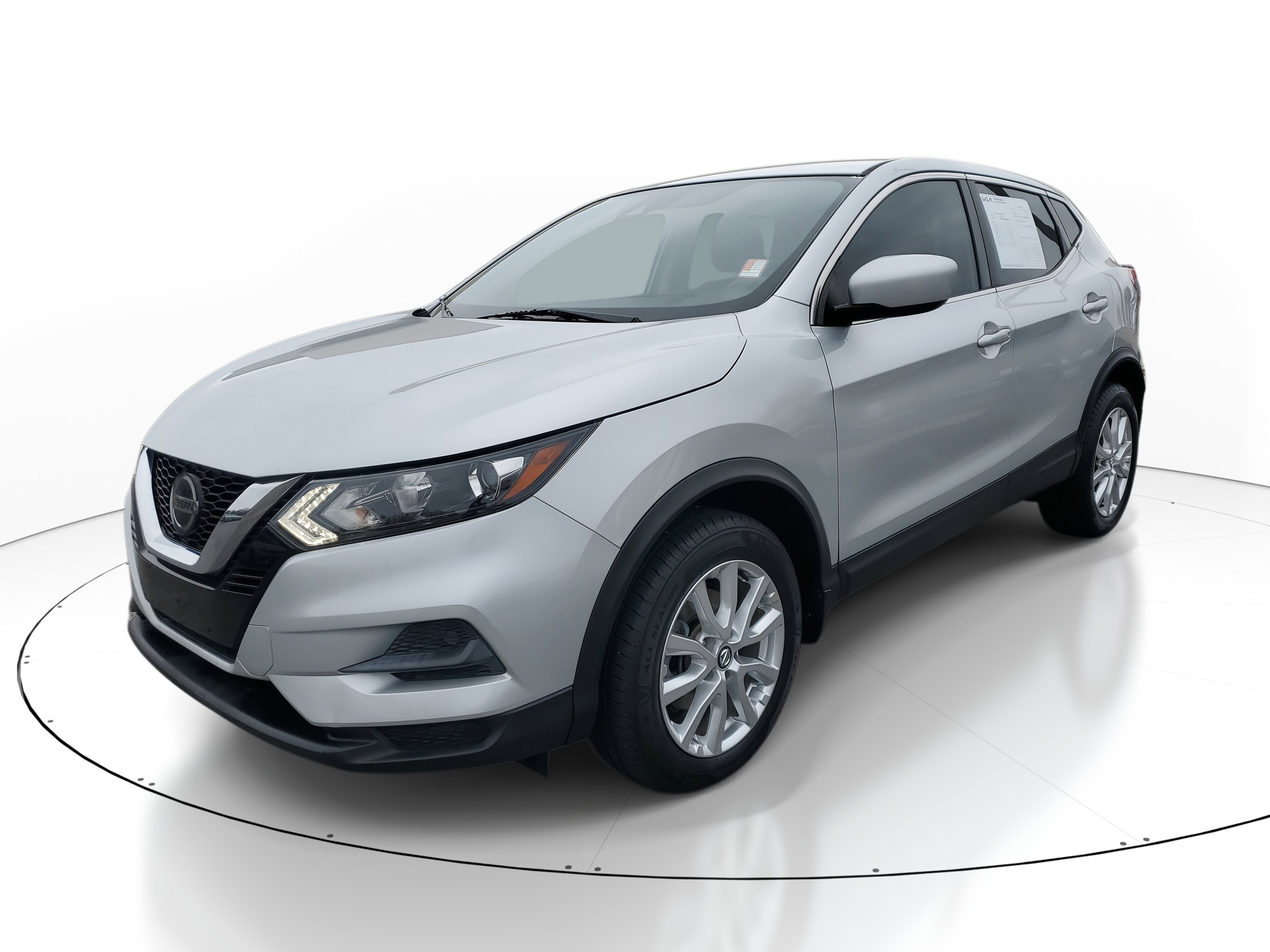 Used 2021 Nissan Rogue Sport S image 3