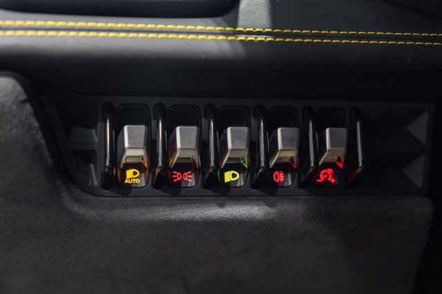 Used 2016 Lamborghini Huracan LP 580-2 image 41