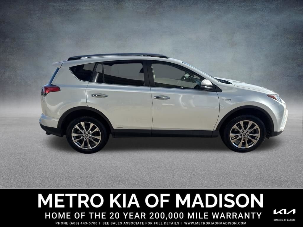 Used 2018 Toyota RAV4 Limited w/ Advanced Technology Package image 7