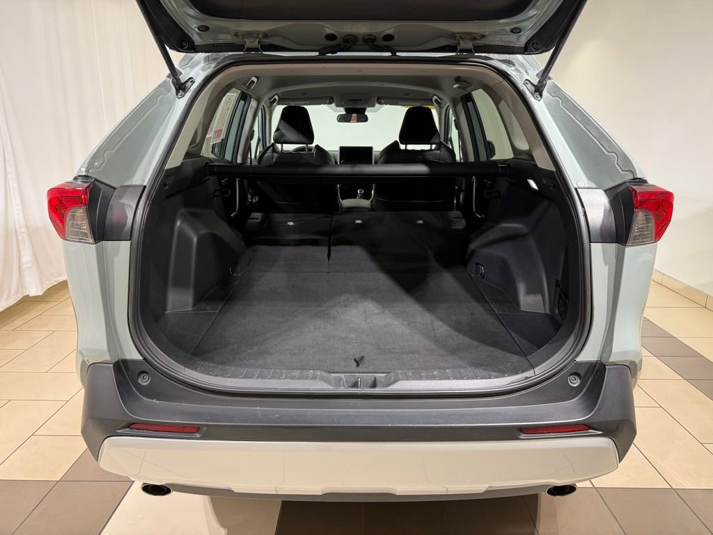 Used 2023 Toyota RAV4 Adventure image 12