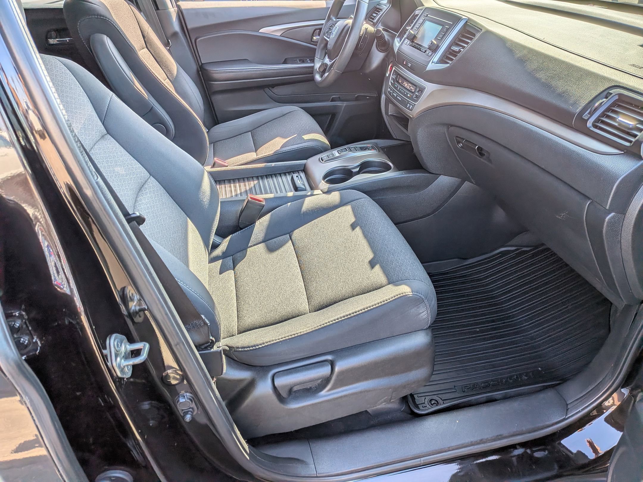 Used 2019 Honda Passport Sport image 32