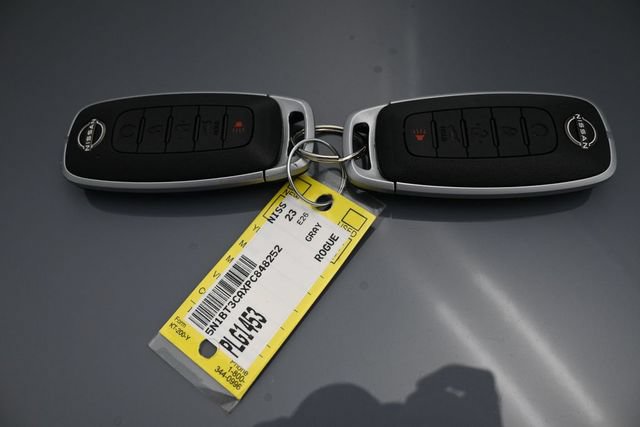 Used 2023 Nissan Rogue SL FWD image 48