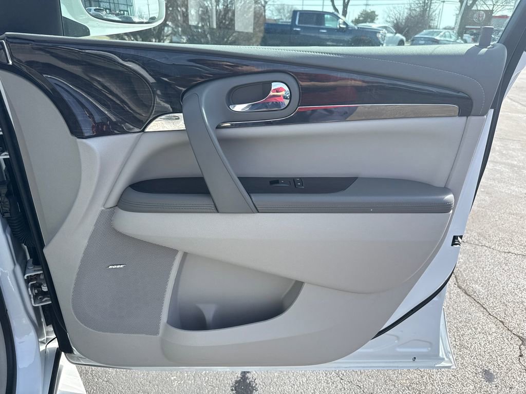 Used 2017 Buick Enclave Leather image 39