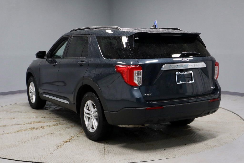 Certified 2023 Ford Explorer XLT image 9