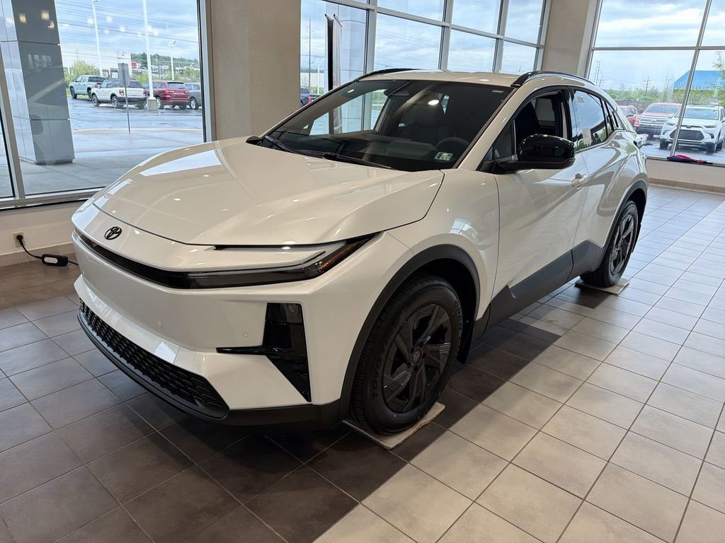 New 2026 Toyota C-HR AWD/4WD image 4