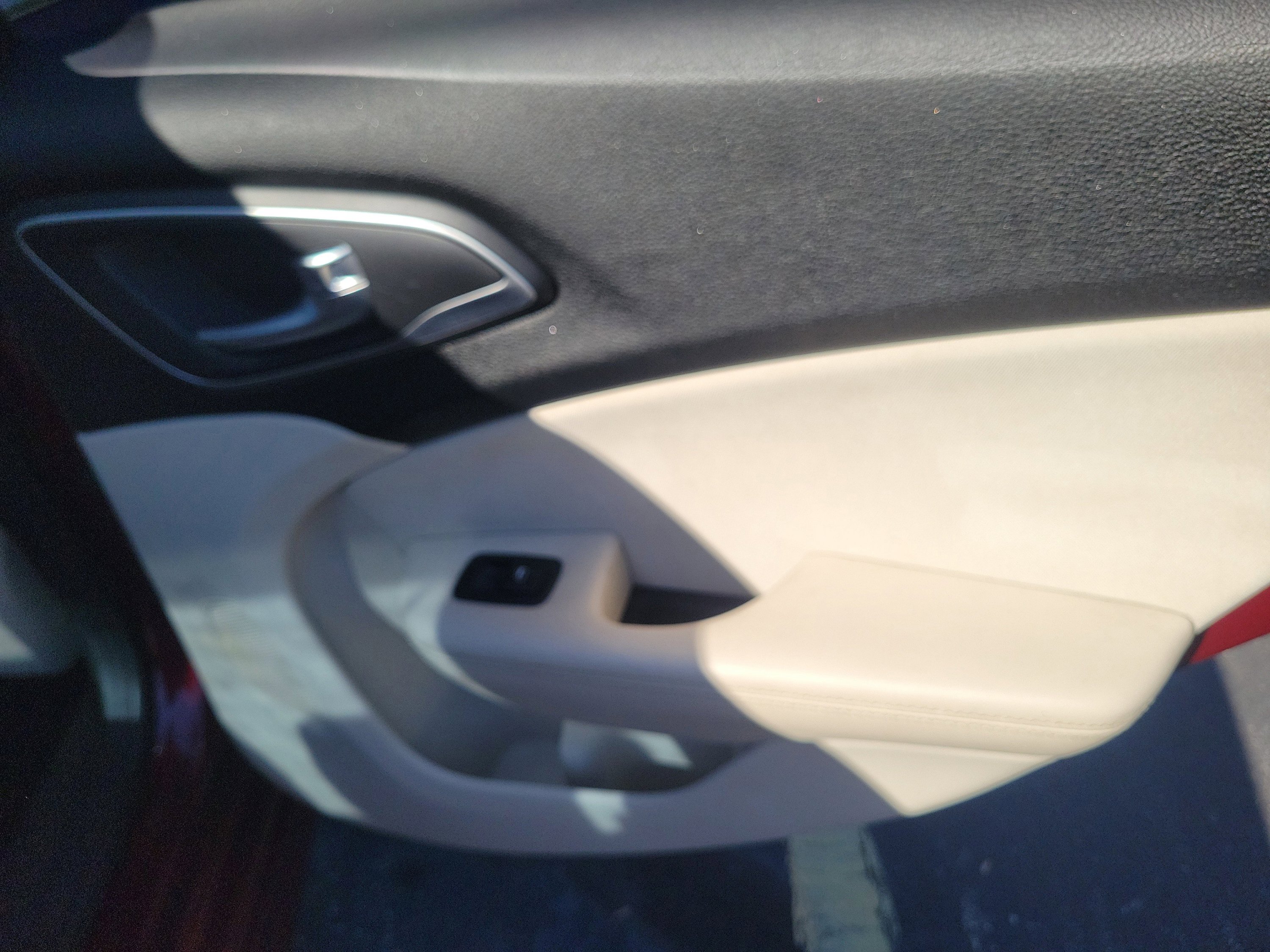 Used 2015 Chrysler 200 Limited image 14