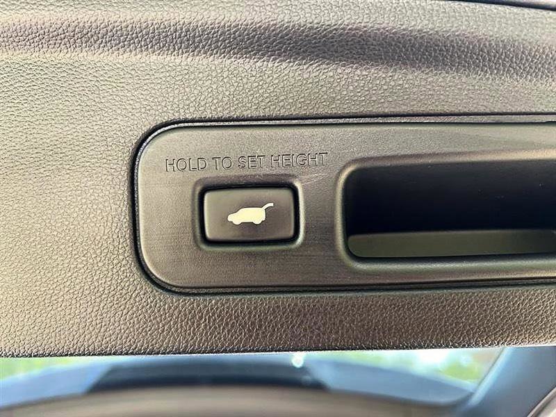 Used 2023 Acura MDX FWD w/ Technology Package image 41