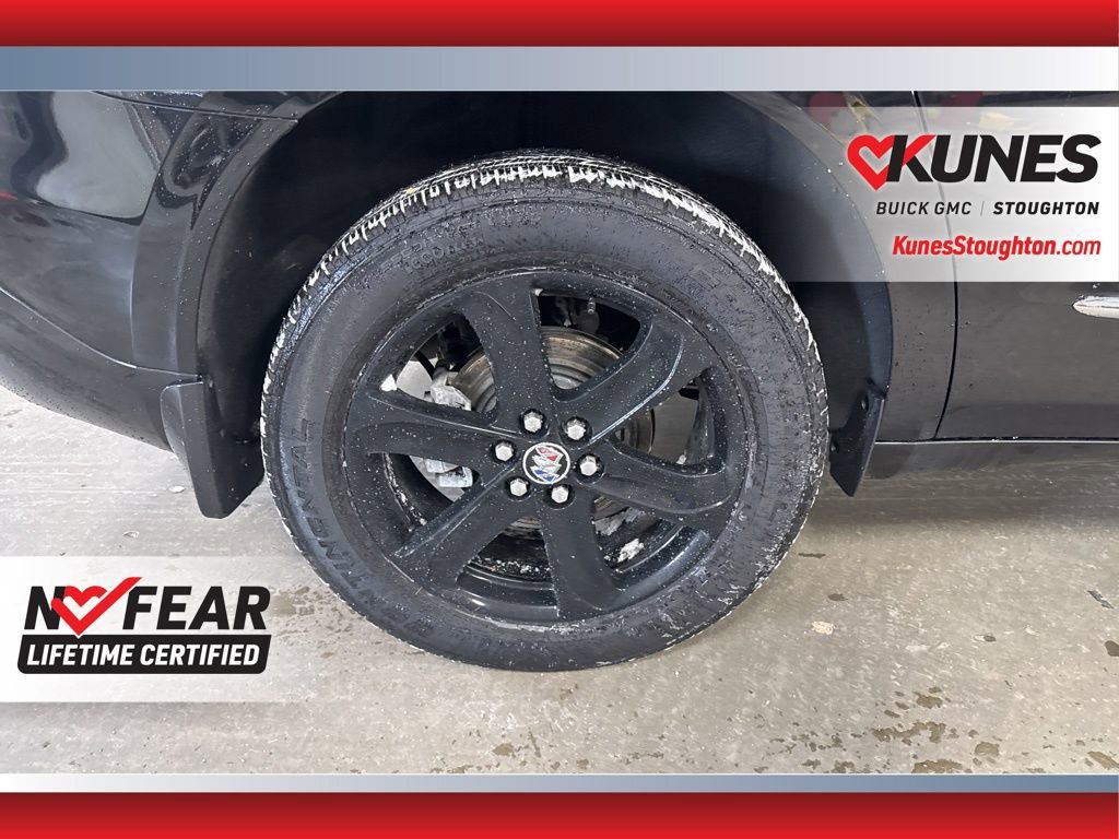 Used 2024 Buick Enclave Essence image 14